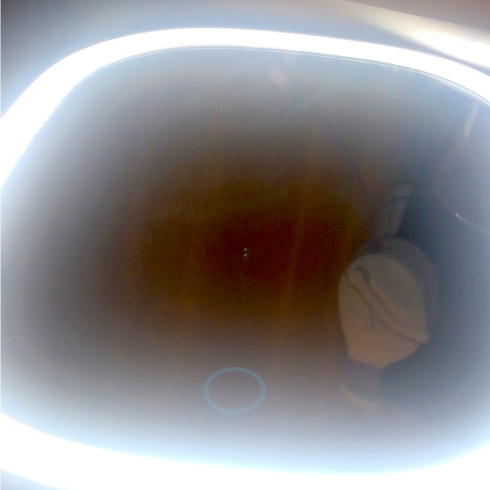 Touch highlight led makeup mirror (impressions vanity)